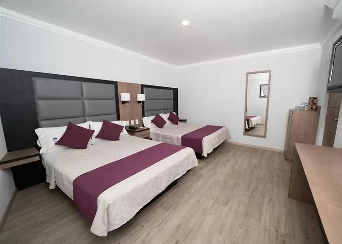 Hotel Monaco 4*