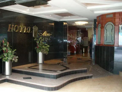 Monaco Hotel 4*